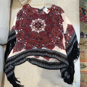 Cute patterned top brand new with tags!